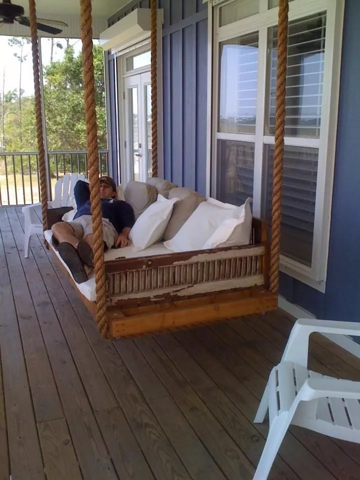 Hanging swinging bed with rope