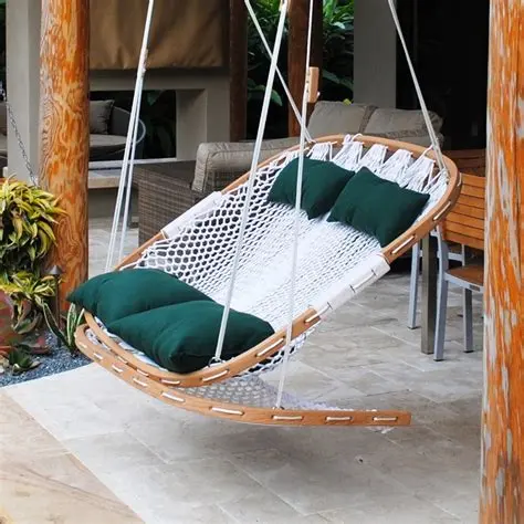 Outdoor Hanging Chair with Footrest