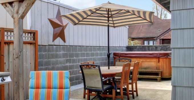 How to Create a DIY Backyard Theater 🎬