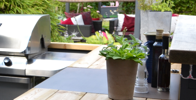 Building an Outdoor Kitchen on Your Terrace: A Comprehensive Guide 🍽️🏡